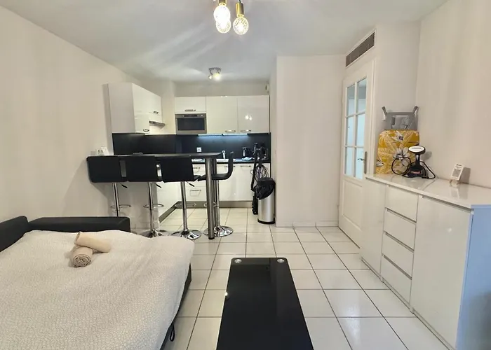 Palazzio 2, By Welcome To Apartment *